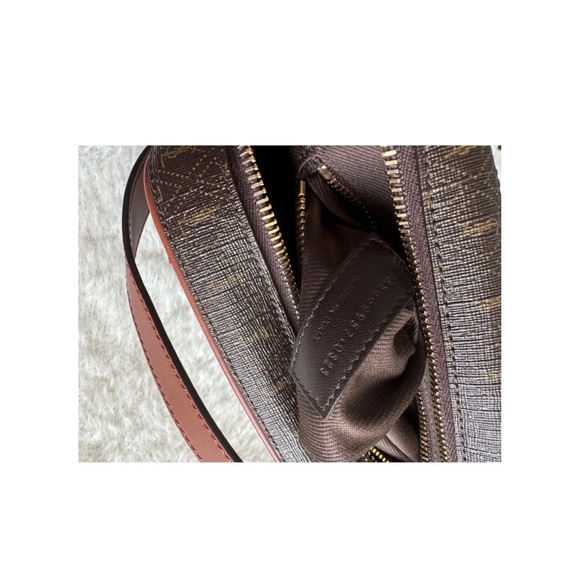 Saint Laurent Crossbody Bag - Picture 8 of 10